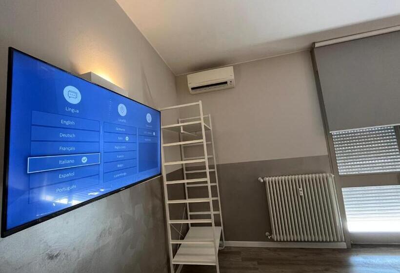 اتاق استاندارد با سرویس بهداشتی مشترک, Bergamo Automatic Rooms Self Check In