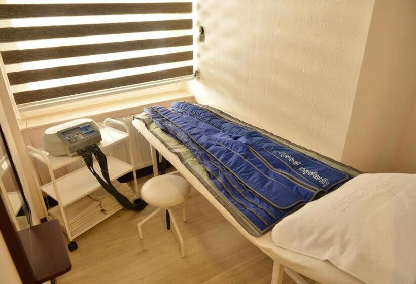 디럭스 룸, Ea Hotel Atlantic Palace