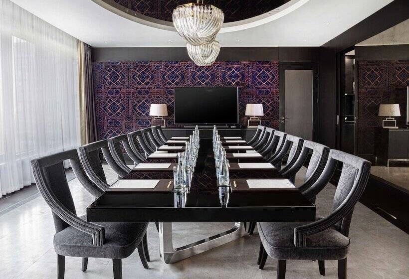 Президентский Люкс, Doubletree By Hilton Hotel Minsk