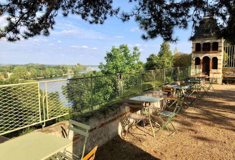 اتاق استاندارد سه نفره, Chateau De La Boussiniere
