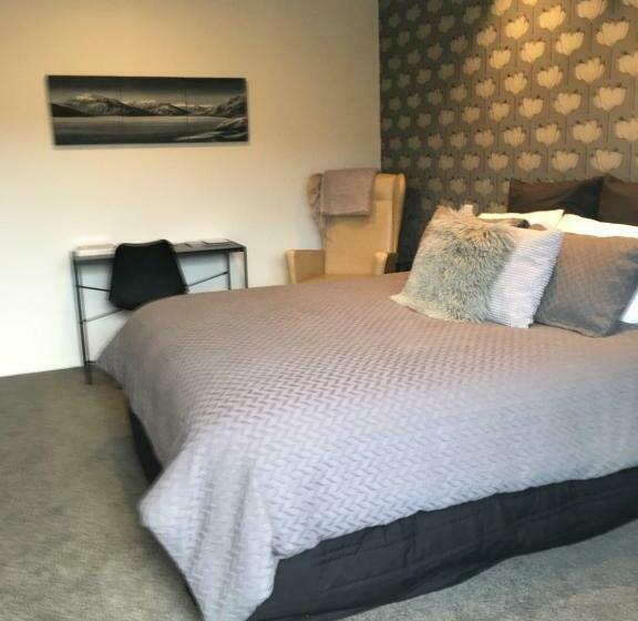 디럭스 룸, Lakeview Terrace Accommodation