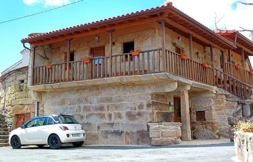 Четырехместный Номер Стандарт, Habitación Da Moura