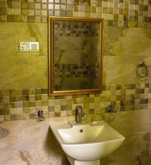اتاق استاندارد با چشم‌انداز دریا, River View Banquet & Resort