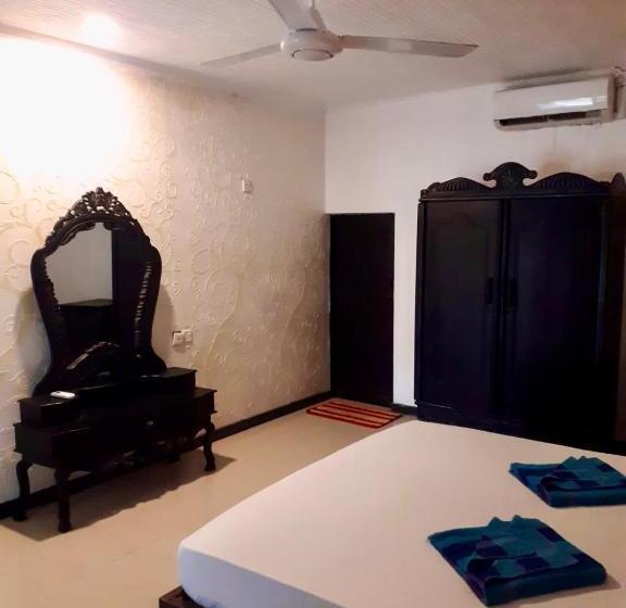 اتاق استاندارد اینتریور, River View Banquet & Resort