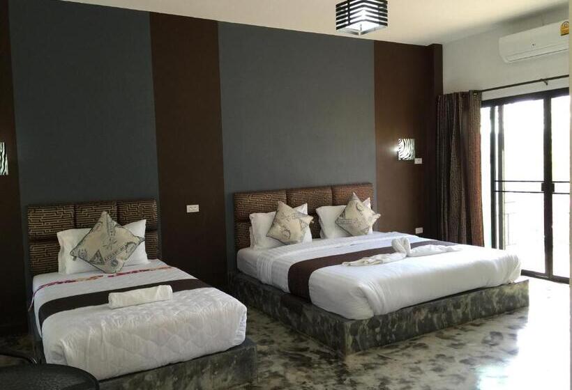Номер Deluxe с Балконом, Baan Rai Phufah Resort Chiangrai
