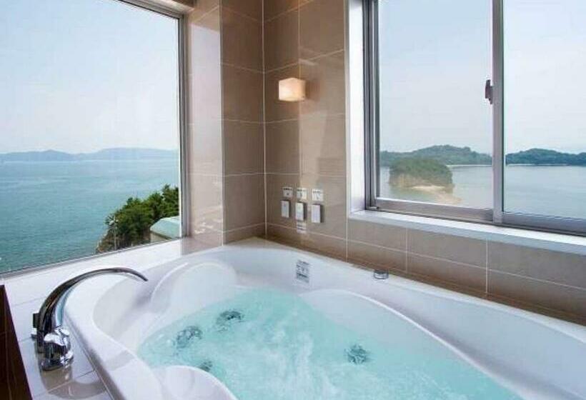 Люкс Вид на Море, Shodoshima International
