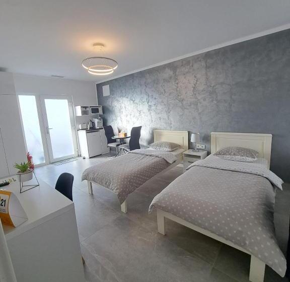 اتاق استاندارد, Kevin&jessica Rooms