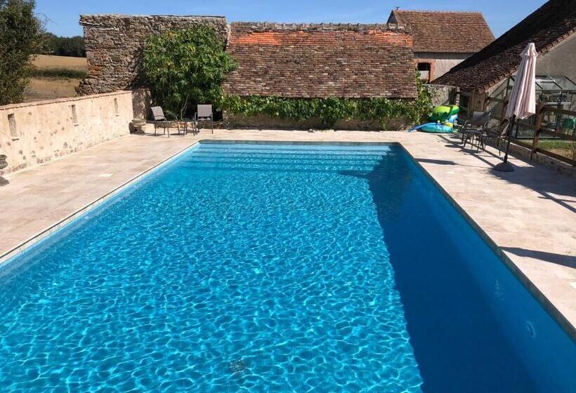 Семейный Номер Deluxe, Chateau Mareuil