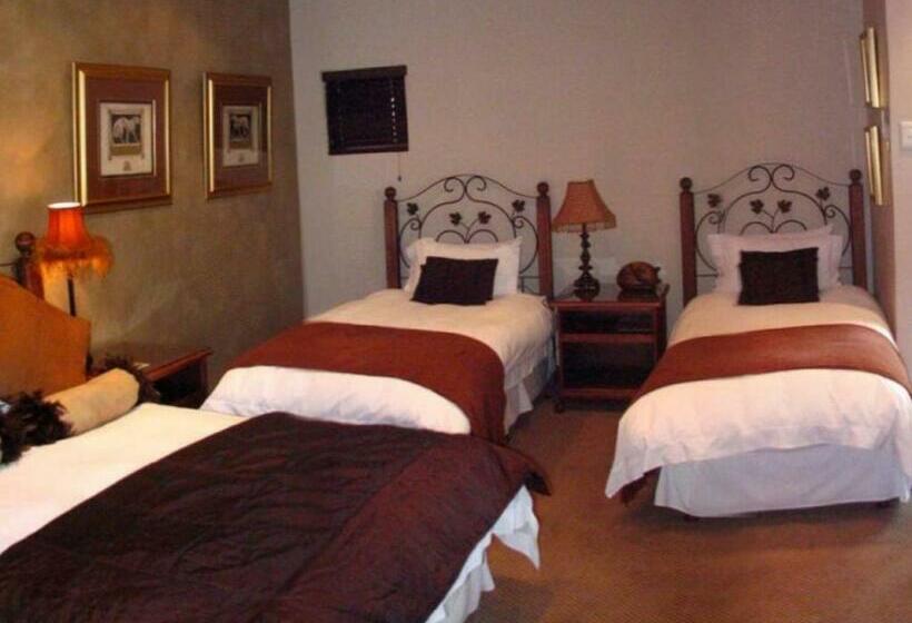 Семейный Номер Deluxe, Lazy Lizard Guesthouse