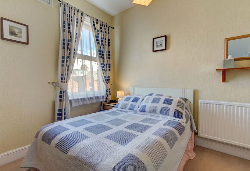 Номер Стандарт, Dolphin Guesthouse