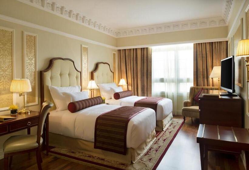 سوییت جونیور, Warwick Doha