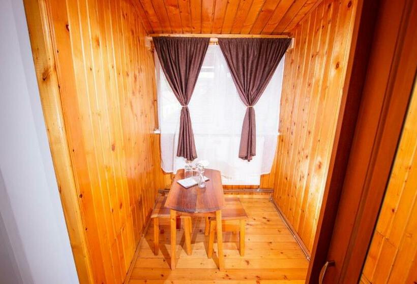 Номер Стандарт Трехместный, Casa Albă
