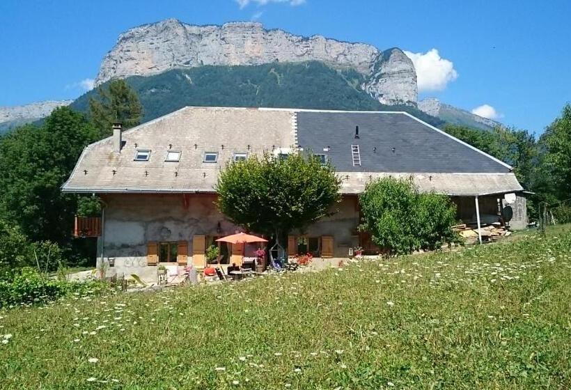 Студия Стандарт, Ferme Familiale Chez Lili