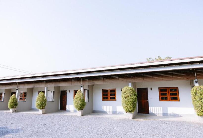 Номер Стандарт, Peeranon Resort