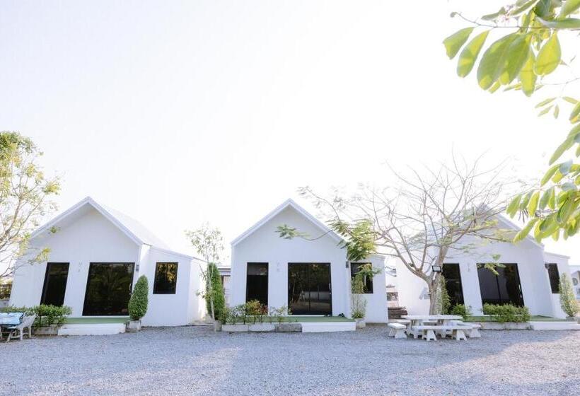 Вилла 1 Спальня, Peeranon Resort