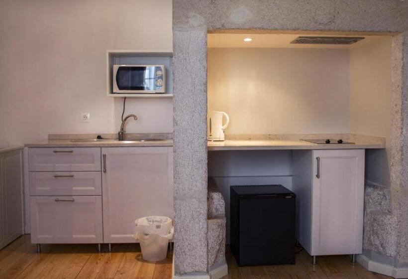 Студия Стандарт, Lisbon Arsenal Suites