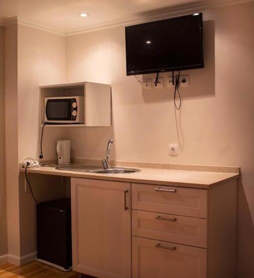 Апартаменты 3 Спальни, Lisbon Arsenal Suites