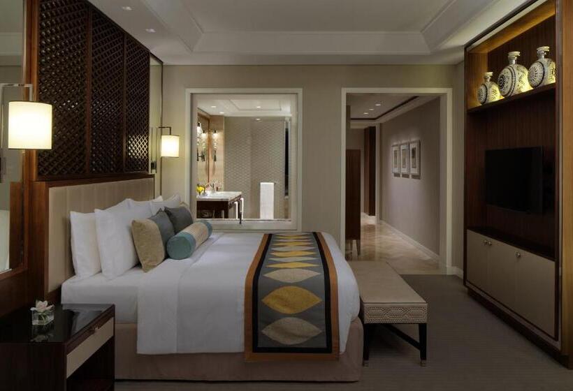Номер Deluxe Кровать Кинг с Видом, Taj Dubai