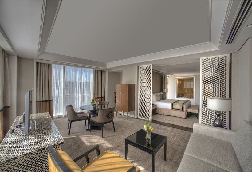 Полулюкс Вид на Город, Taj Dubai