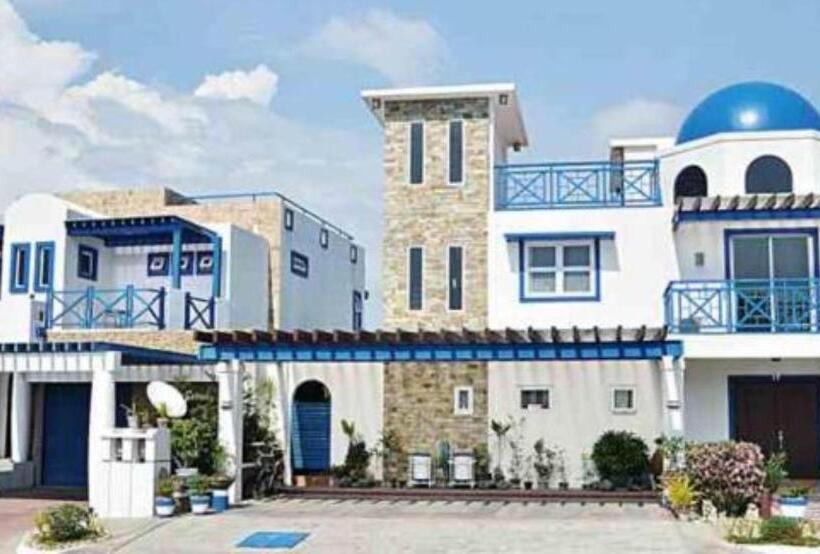 ویلای 2 خوابه, Thunderbird Resorts  Poro Point