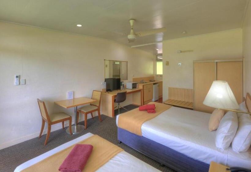 Студия Стандарт, Atherton Motel