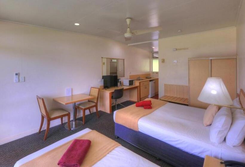 Студия Стандарт, Atherton Motel