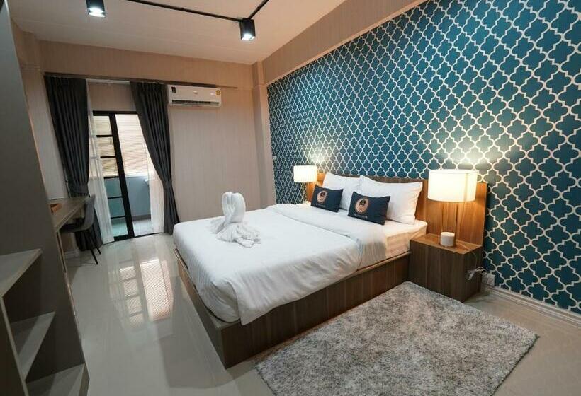 Студия Стандарт, Roomquest Rojana Industrial Estate Area