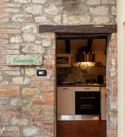 Полулюкс Вид на Бассейн, B&b Podere Calvanella