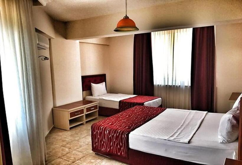 Номер Стандарт Вид на Море, Meri̇ç Hotel Turunç