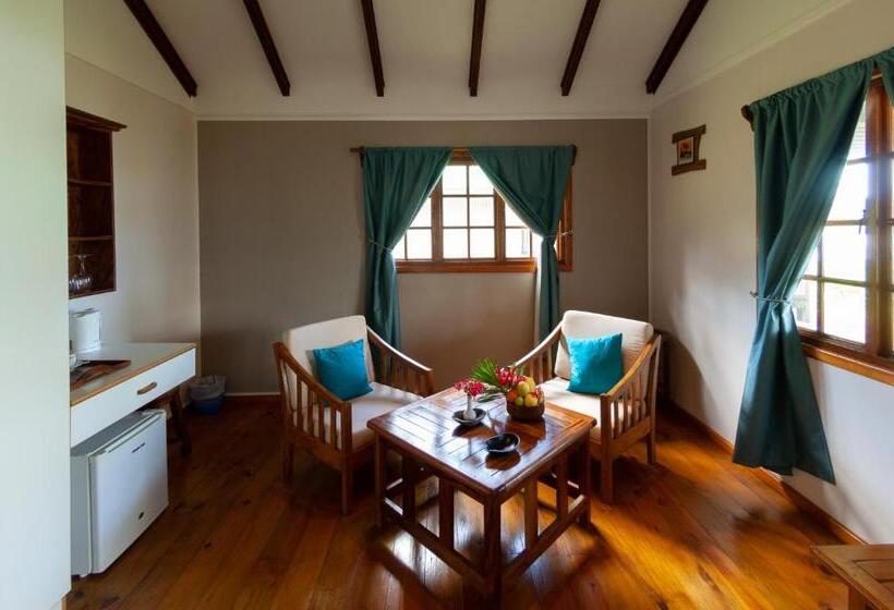 سوییت جونیور با چشم‌انداز دریا, Le Vasseur La Buse Eco Resort