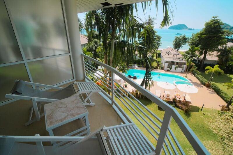 سوییت با چشم‌انداز دریا, Maka Thanee Resort