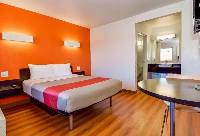 חדר סטנדרט, Motel 6 Riverside, Ca  South