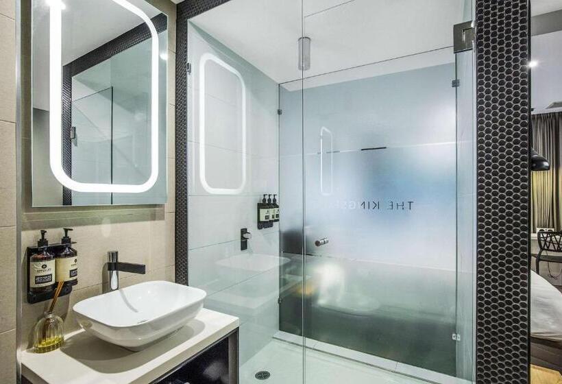 스위트 퀸침대, The Kingsford Brisbane Airport, Ascend Hotel Collection