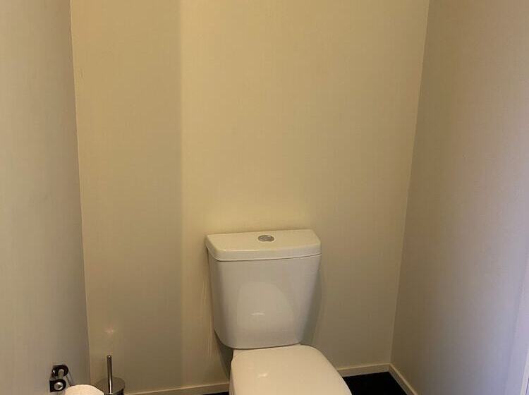 Студия Deluxe, Waitomo Lodge