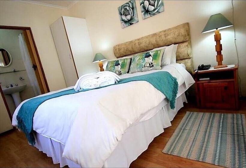 Номер Стандарт, Doves Nest Guest House