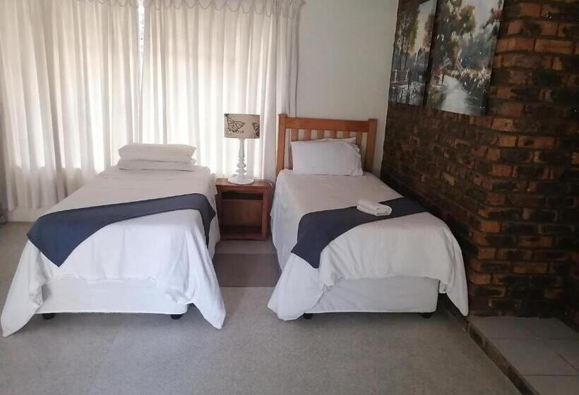 Семейный Номер, Doves Nest Guest House