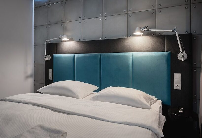 家庭间, Artis Loft