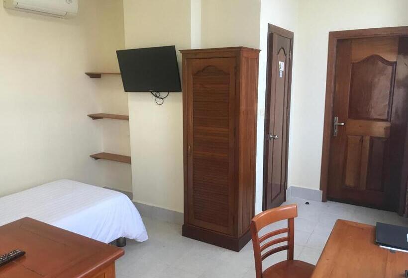 Номер Стандарт Индивидуальный, Don Bosco Hotel School