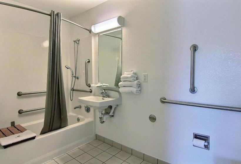 Номер Стандарт Адаптированный для Инвалидов, Motel 6austin, Tx  North