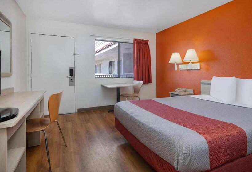 Номер Deluxe, Motel 6oceanside, Ca