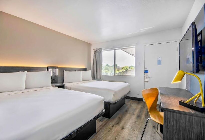 Номер Стандарт 2 Двуспальные Кровати, Motel 6austin, Tx  North