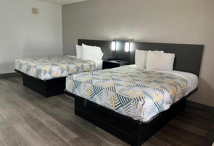 Четырехместный Номер Deluxe, Motel 6middleburg Heights, Oh  Cleveland