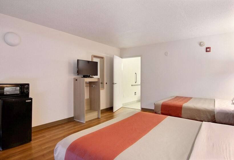 Номер Deluxe, Motel 6middleburg Heights, Oh  Cleveland