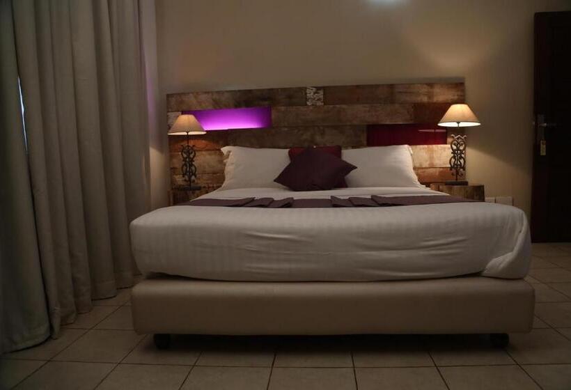 스탠다드 룸, The Swiss Hotel Freetown