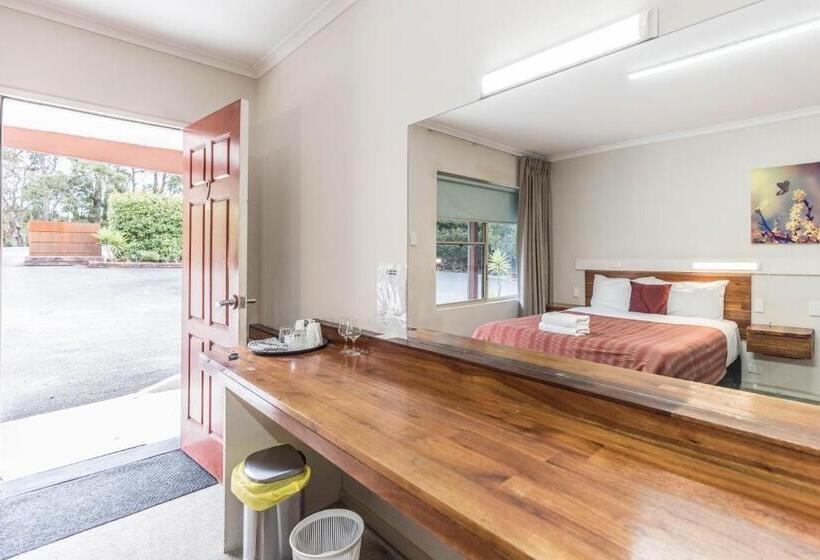 Номер Deluxe, Black Forest Motel