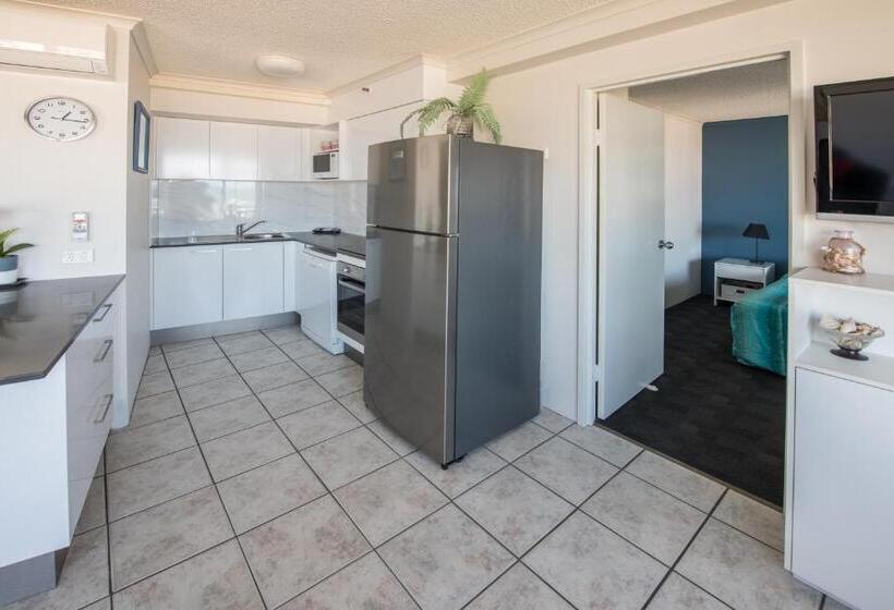 2 Bedroom Deluxe Apartment Sea View, Centrepoint Apartments Caloundra