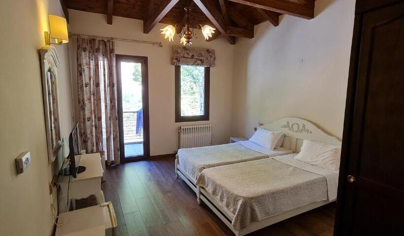 Номер Стандарт Трехместный, Manthos Mountain Resort & Spa
