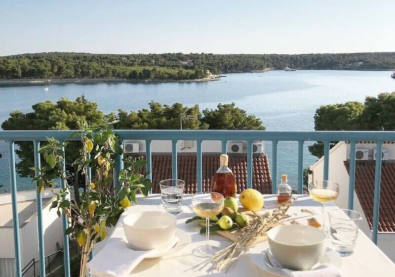 Апартаменты 1 Спальня Вид на Бассейн, Illyrian Resort