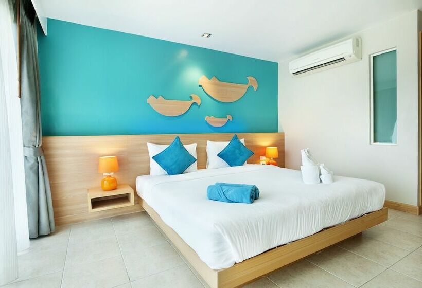 带阳台的高级房间, Ratana Apart Hotel At Kamala