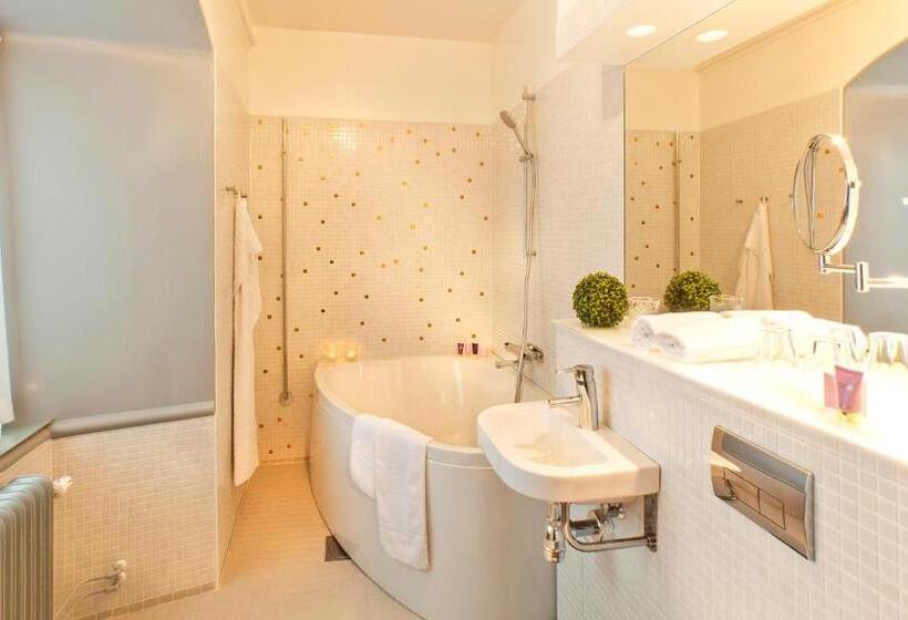 Номер Superior, Rosersbergs Slottshotell